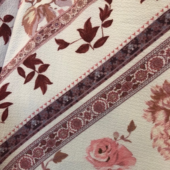 Flower Dress - Picture 3 of 5